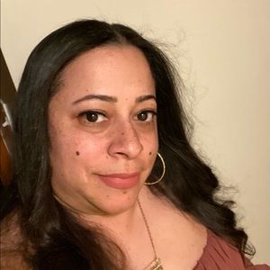 Meet your Posher, Karina